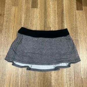 Lululemon Pace Rival Mid-Rise Skirt in Gray